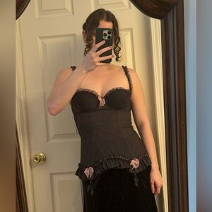 VS Black and Pink Garter Top